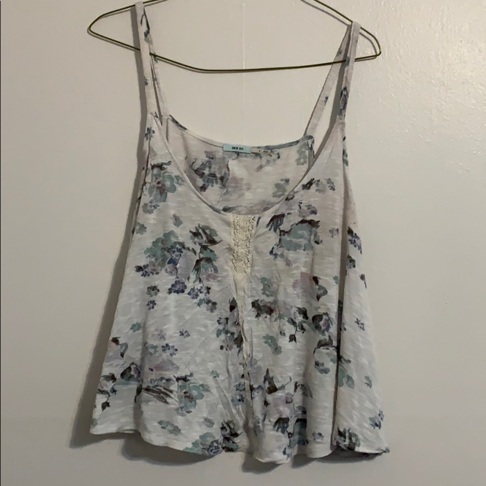 Flowered tank top